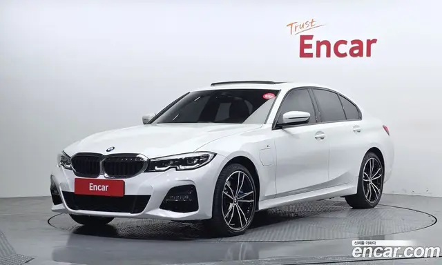BMW 3 серия, 2021, 37 059 км