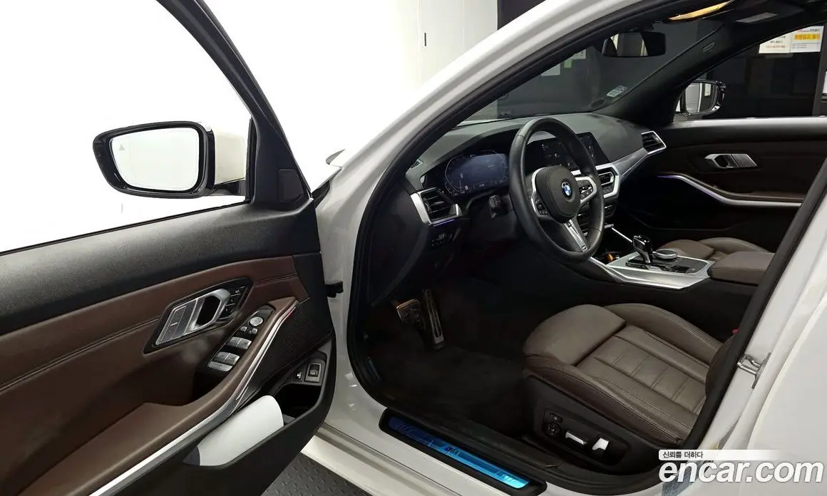BMW 3 серия 2021 2.0 автомат (гидро), фото 13 BMW 3 серия 2021 2.0 автомат (гидро), фото 13