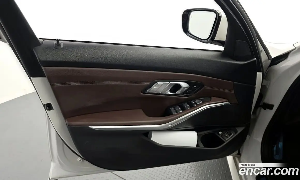 BMW 3 серия 2021 2.0 автомат (гидро), фото 14 BMW 3 серия 2021 2.0 автомат (гидро), фото 14