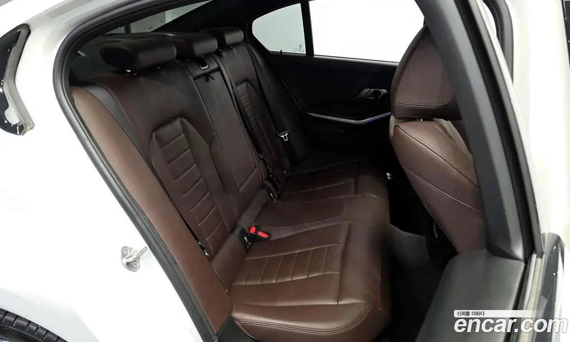 BMW 3 серия 2021 2.0 автомат (гидро), фото 17 BMW 3 серия 2021 2.0 автомат (гидро), фото 17
