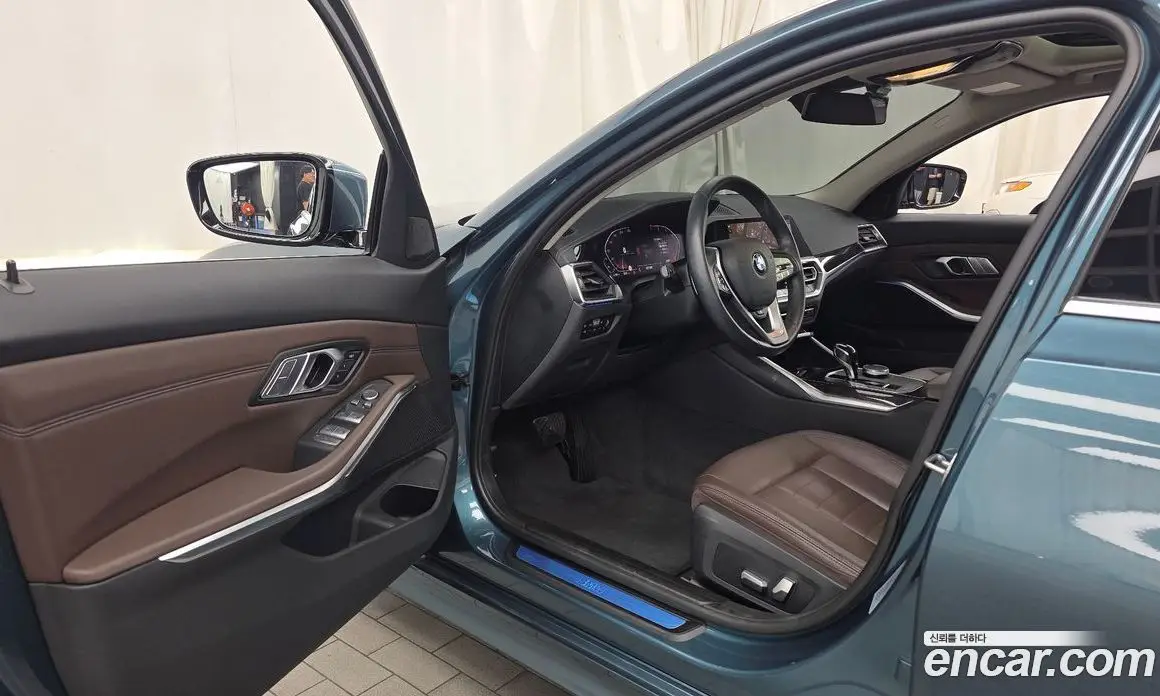 BMW 3 серия 2021 2.0 автомат (гидро), фото 13 BMW 3 серия 2021 2.0 автомат (гидро), фото 13