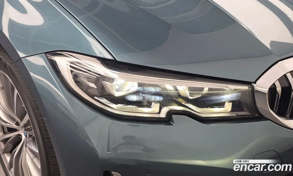BMW 3 серия 2021 2.0 автомат (гидро), фото 8 BMW 3 серия 2021 2.0 автомат (гидро), фото 8