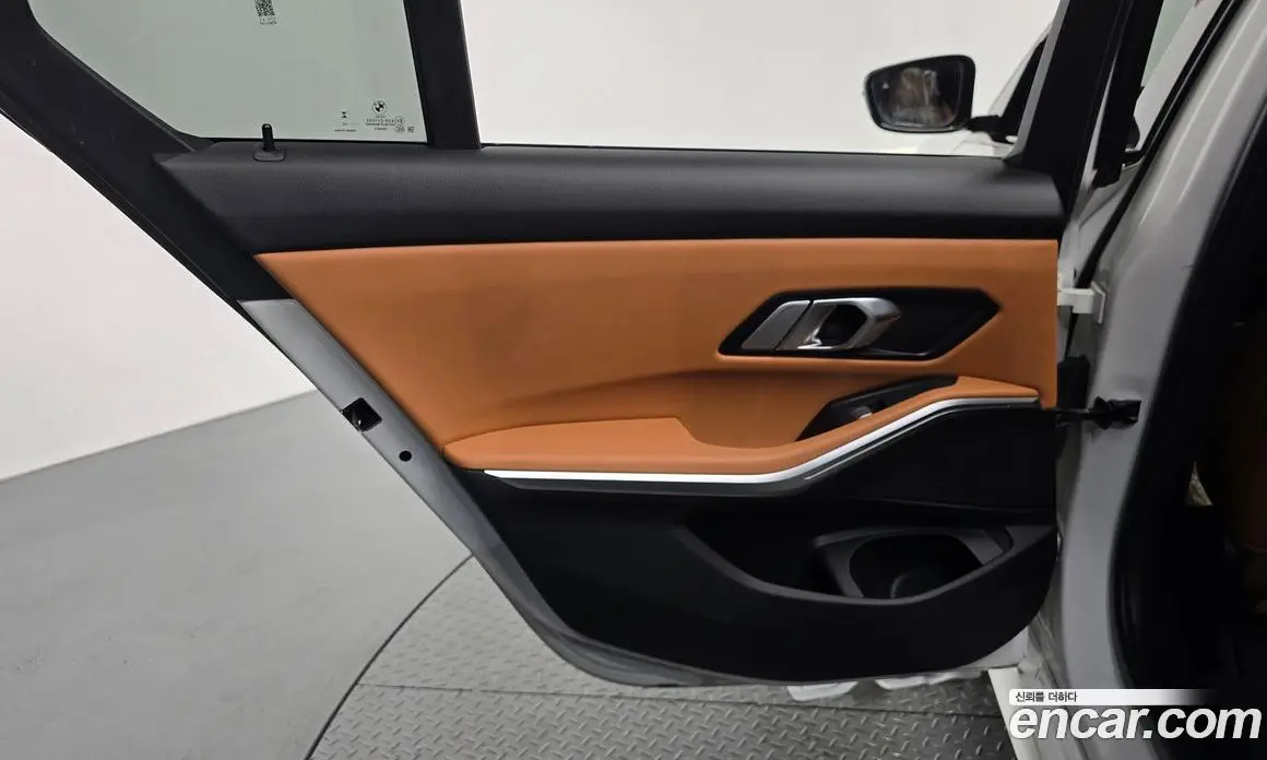 BMW 3 серия 2023 2.0 автомат (гидро), фото 15 BMW 3 серия 2023 2.0 автомат (гидро), фото 15