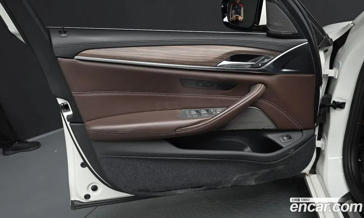 BMW 5 серия 2020 2.0 автомат (гидро), фото 14