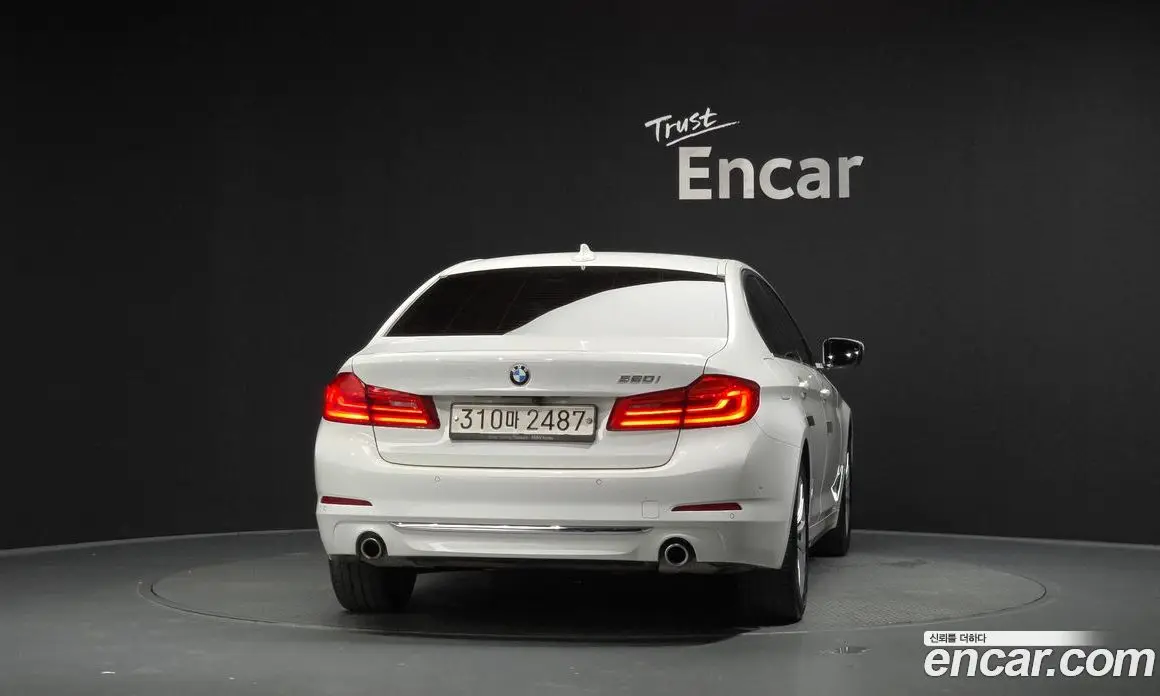 BMW 5 серия 2020 2.0 автомат (гидро), фото 4
