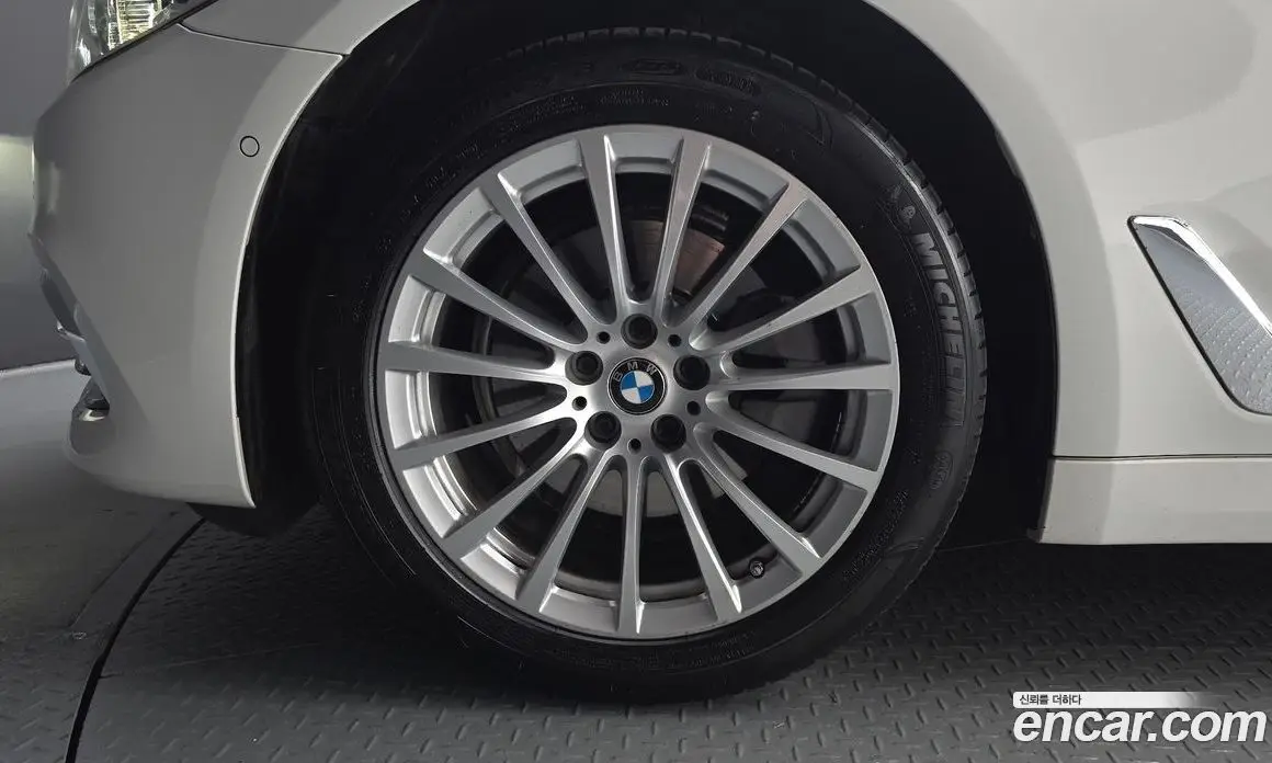 BMW 5 серия 2020 2.0 автомат (гидро), фото 5