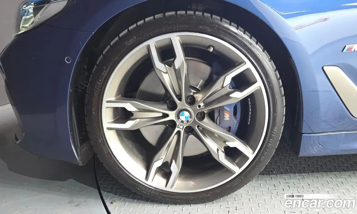 BMW 5 серия 2021 4.4 автомат (гидро), фото 5 BMW 5 серия 2021 4.4 автомат (гидро), фото 5