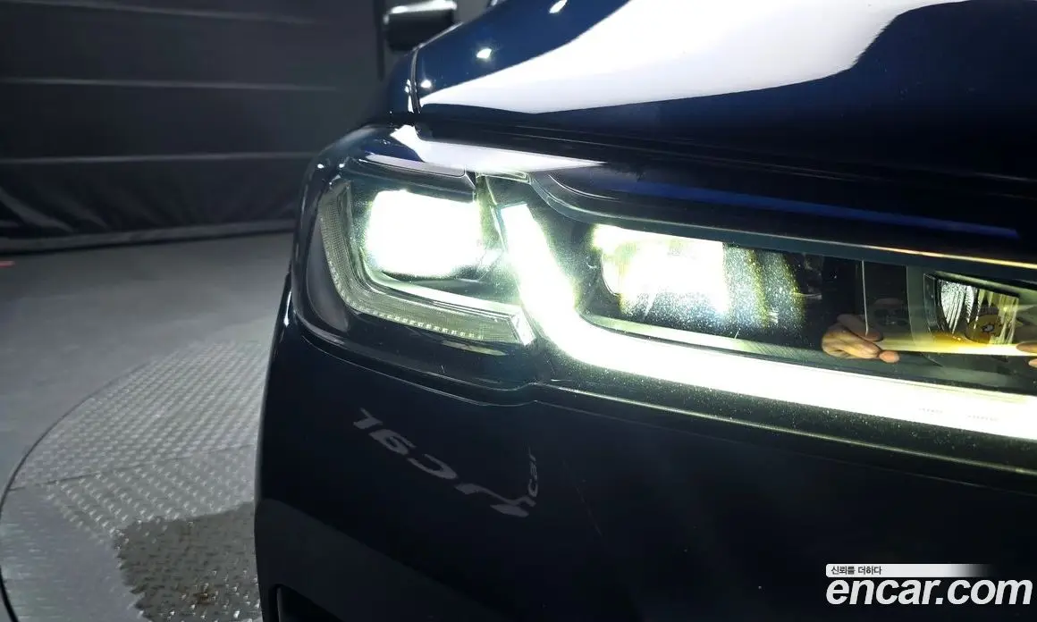 BMW 5 серия 2021 4.4 автомат (гидро), фото 8 BMW 5 серия 2021 4.4 автомат (гидро), фото 8