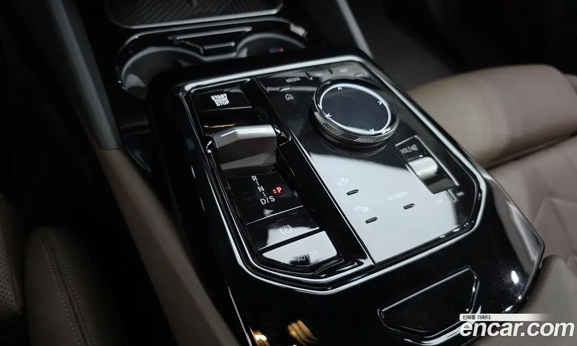 BMW 5 серия 2023 2.0 автомат (гидро), фото 12