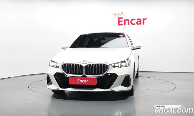BMW 5 серия 2023 2.0 автомат (гидро), миниатюра 3