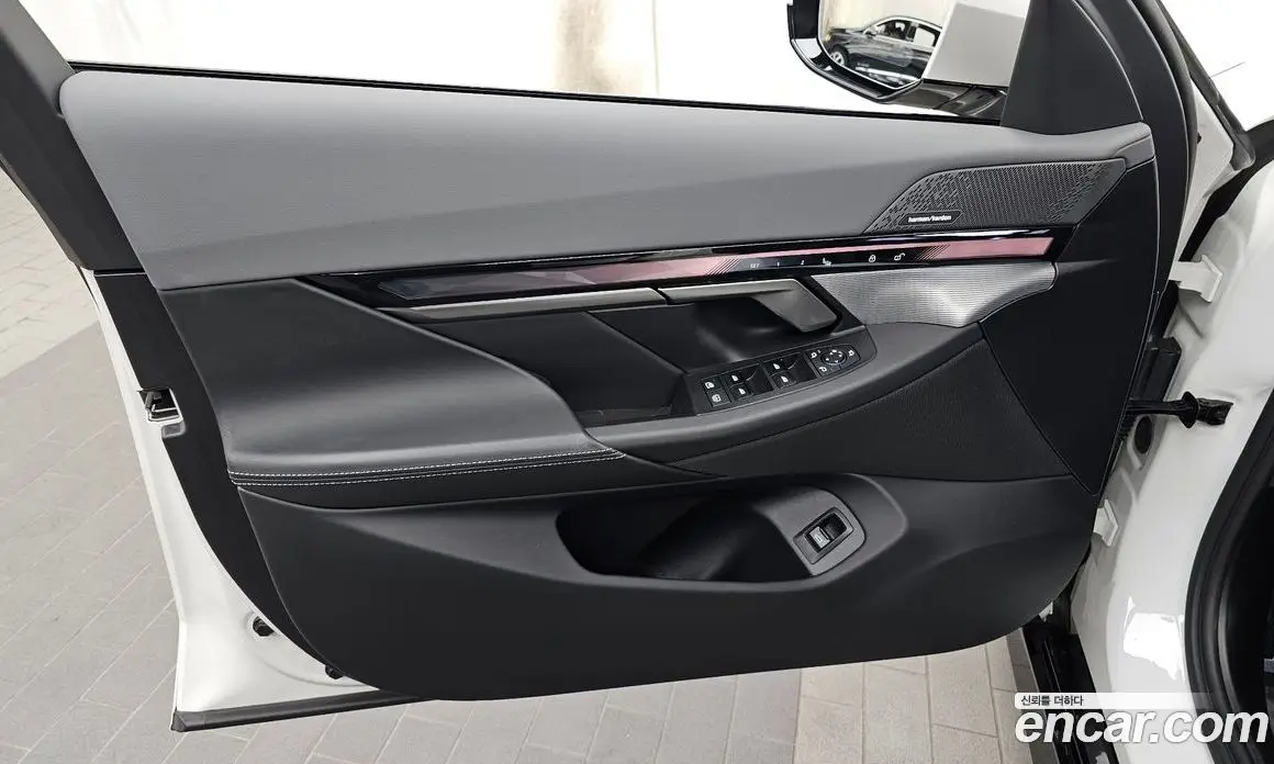 BMW 5 серия 2024 2.0 автомат (гидро), фото 14