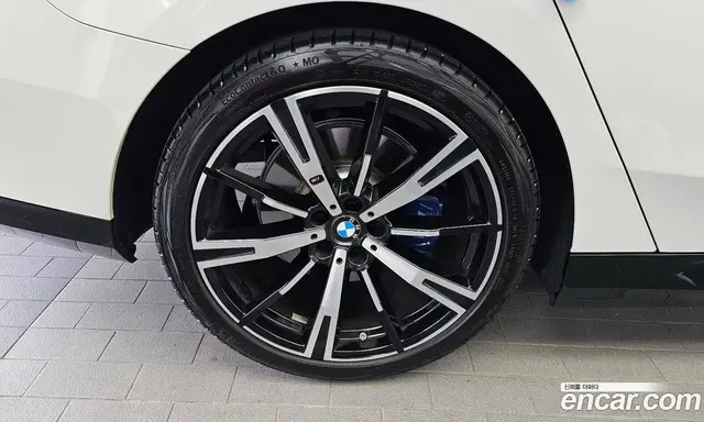 BMW 5 серия 2024 2.0 автомат (гидро), миниатюра 5