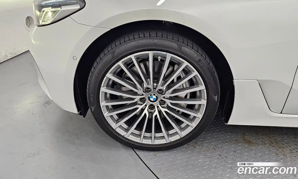 BMW 6 серия 2022 3.0 автомат (гидро), фото 5 BMW 6 серия 2022 3.0 автомат (гидро), фото 5