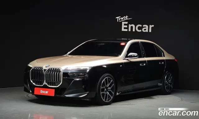 BMW 7 серия, 2023, 88 399 км