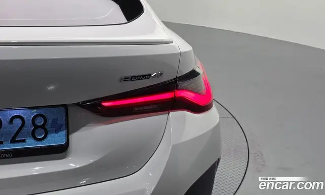 BMW i4 2024 0.2 автомат (гидро), миниатюра 9