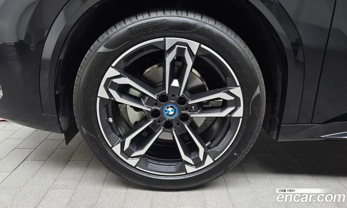BMW iX2 2024 0.2 автомат (гидро), фото 4 BMW iX2 2024 0.2 автомат (гидро), фото 4