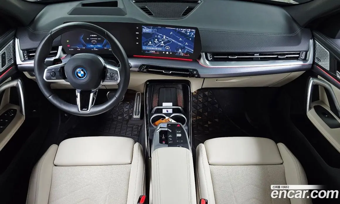 BMW iX2 2024 0.2 автомат (гидро), фото 9 BMW iX2 2024 0.2 автомат (гидро), фото 9