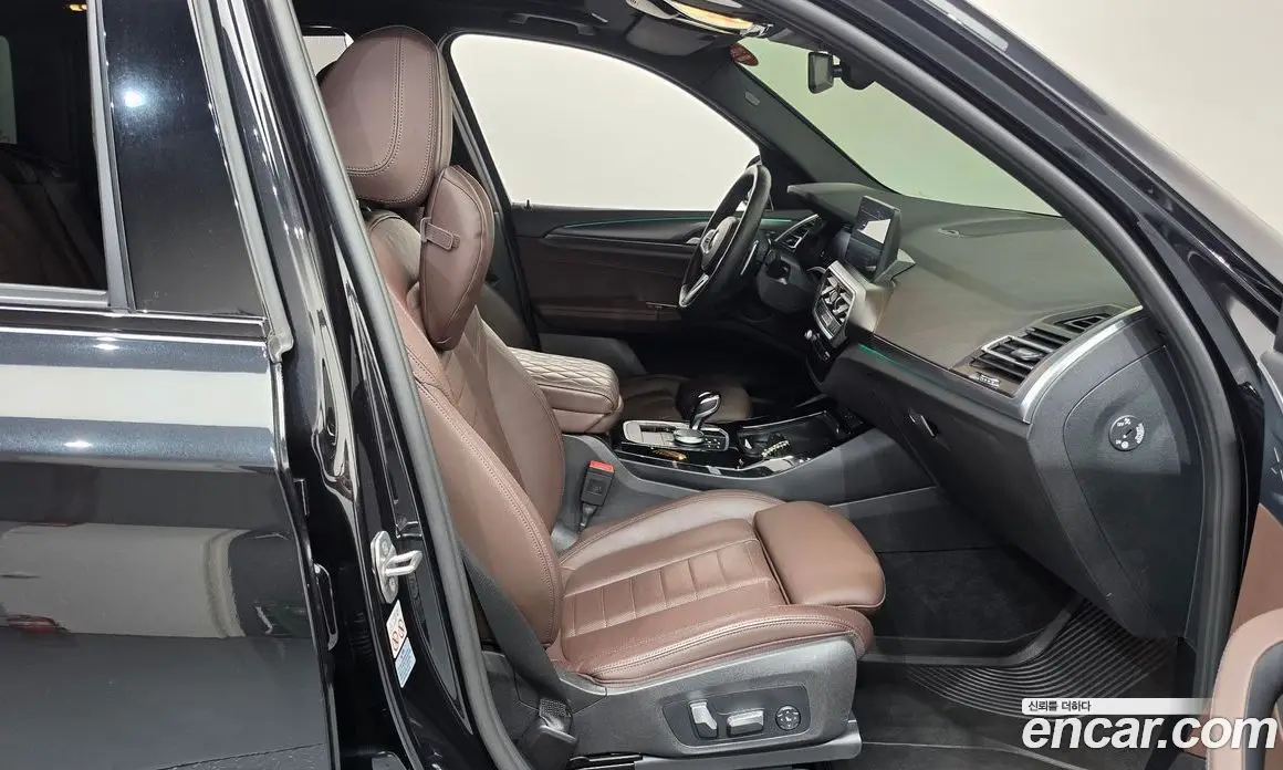 BMW X3 2022 2.0 автомат (гидро), фото 16