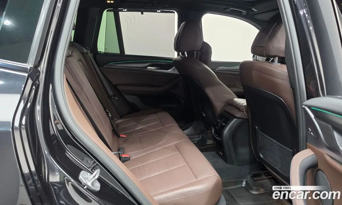BMW X3 2022 2.0 автомат (гидро), фото 17