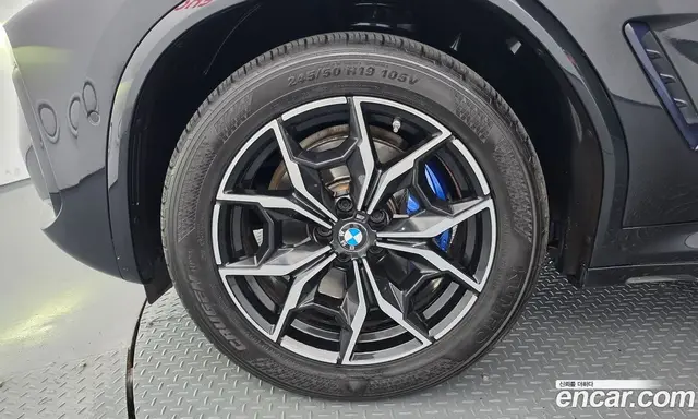 BMW X3 2022 2.0 автомат (гидро), миниатюра 5