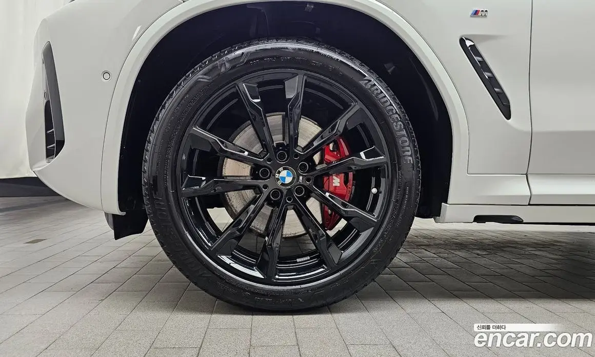 BMW X4 2025 2.0 автомат (гидро), фото 5 BMW X4 2025 2.0 автомат (гидро), фото 5