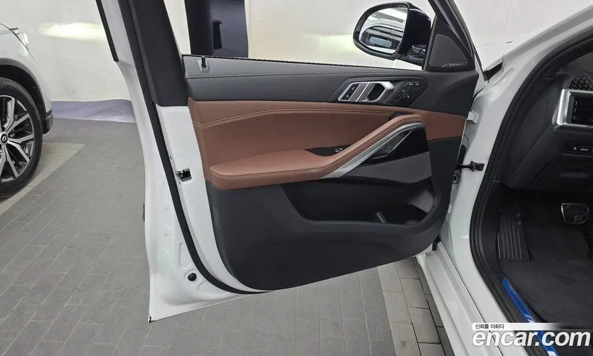 BMW X6 2024 3.0 автомат (гидро), фото 14