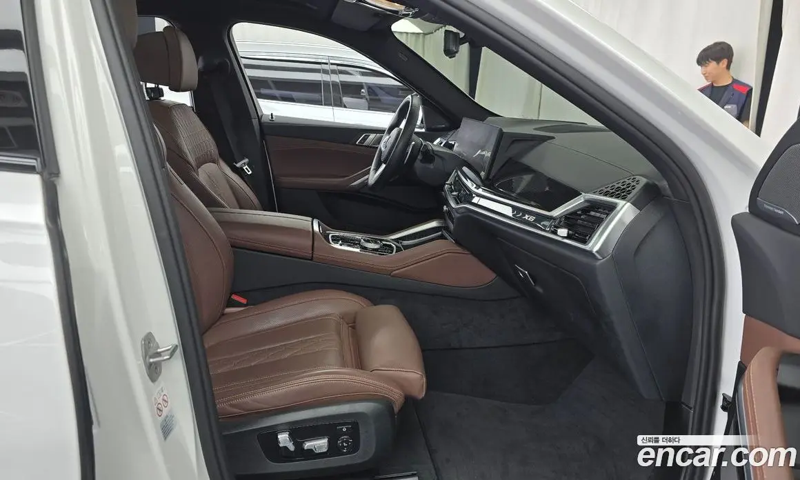 BMW X6 2024 3.0 автомат (гидро), фото 16