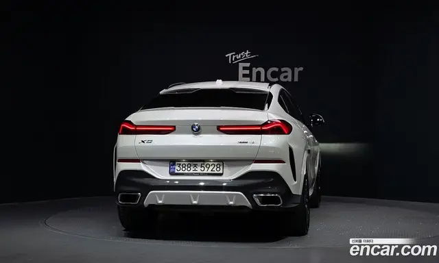 BMW X6 2024 3.0 автомат (гидро), миниатюра 4