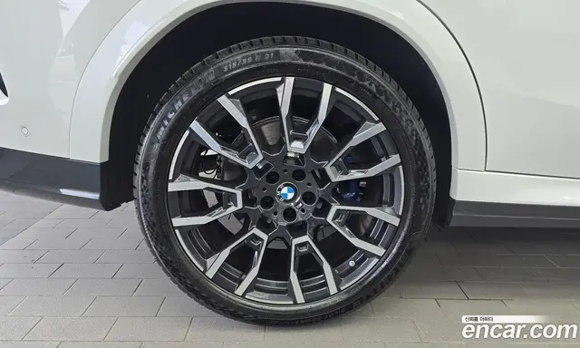 BMW X6 2024 3.0 автомат (гидро), миниатюра 5
