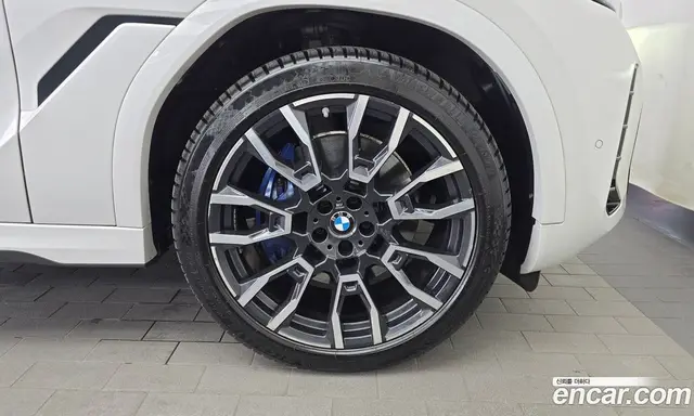 BMW X6 2024 3.0 автомат (гидро), миниатюра 7