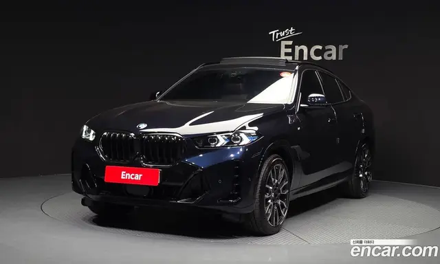 BMW X6, 2025, 6 485 км