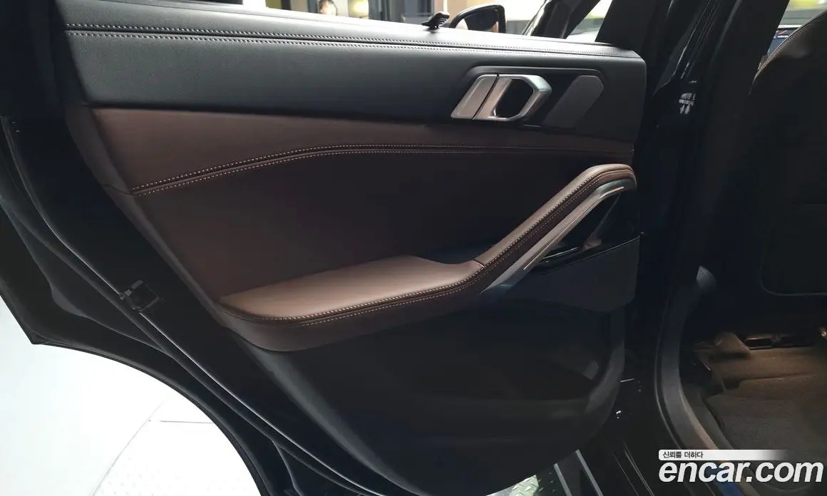 BMW X6 2025 3.0 автомат (гидро), фото 15