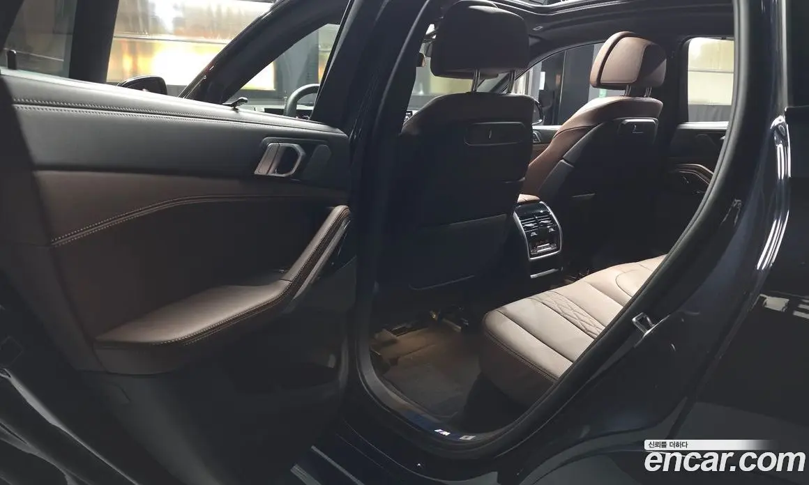 BMW X6 2025 3.0 автомат (гидро), фото 16