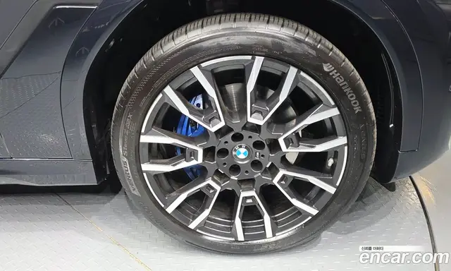 BMW X6 2025 3.0 автомат (гидро), миниатюра 7