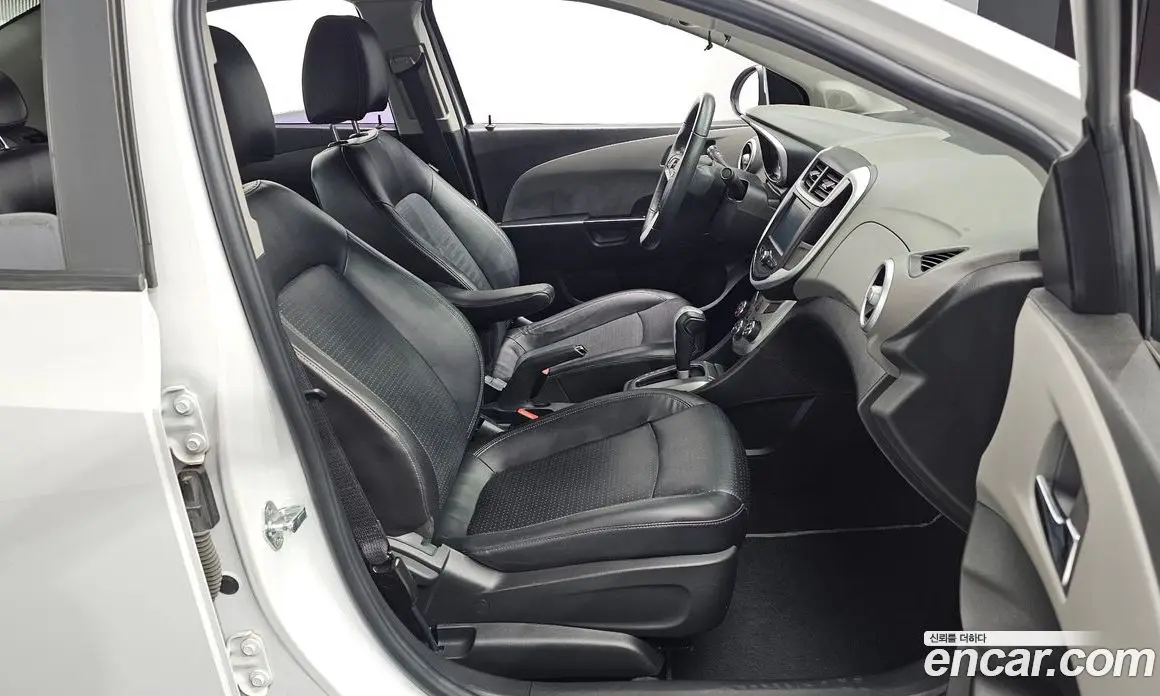 Chevrolet Aveo 2016 1.4 автомат (гидро), фото 16