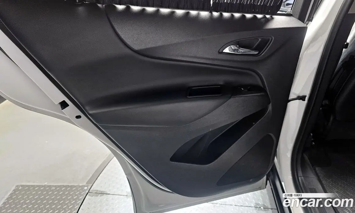 Chevrolet Equinox 2018 1.6 автомат (гидро), фото 15 Chevrolet Equinox 2018 1.6 автомат (гидро), фото 15