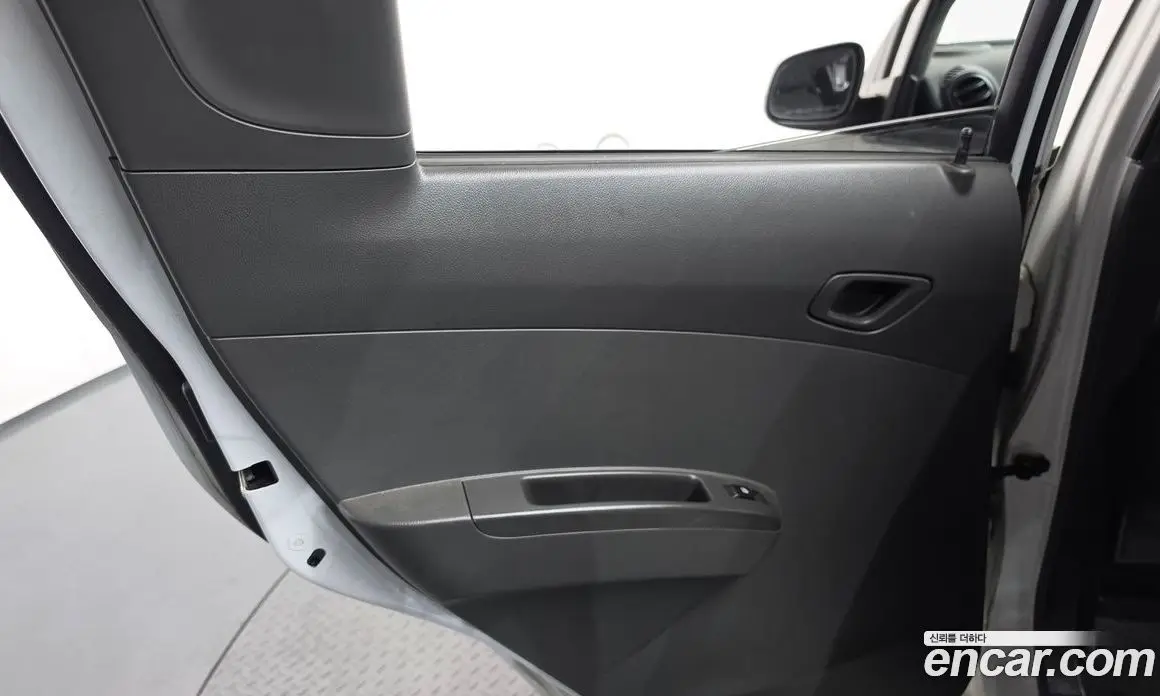 Chevrolet Spark 2014 1.0 автомат (гидро), фото 15