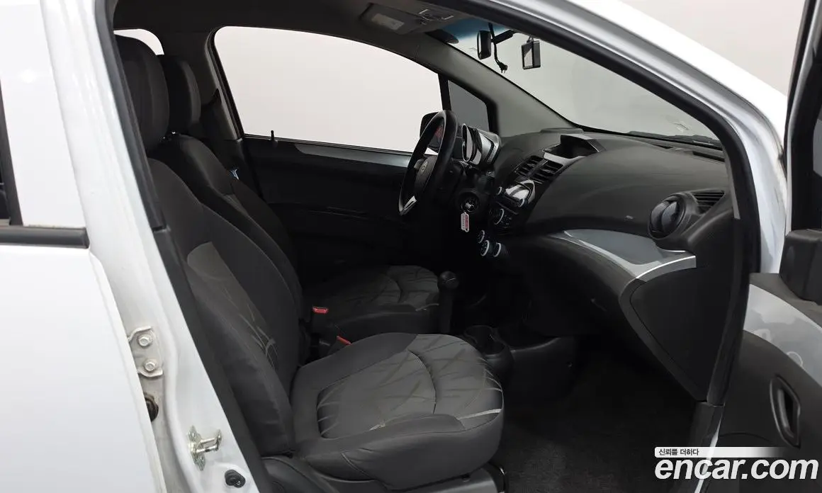 Chevrolet Spark 2014 1.0 автомат (гидро), фото 16