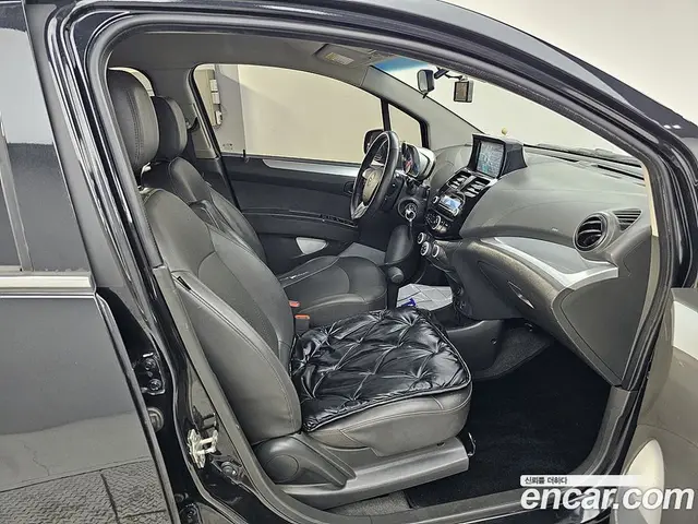 Chevrolet Spark 2014 1.0 автомат (гидро), миниатюра 11