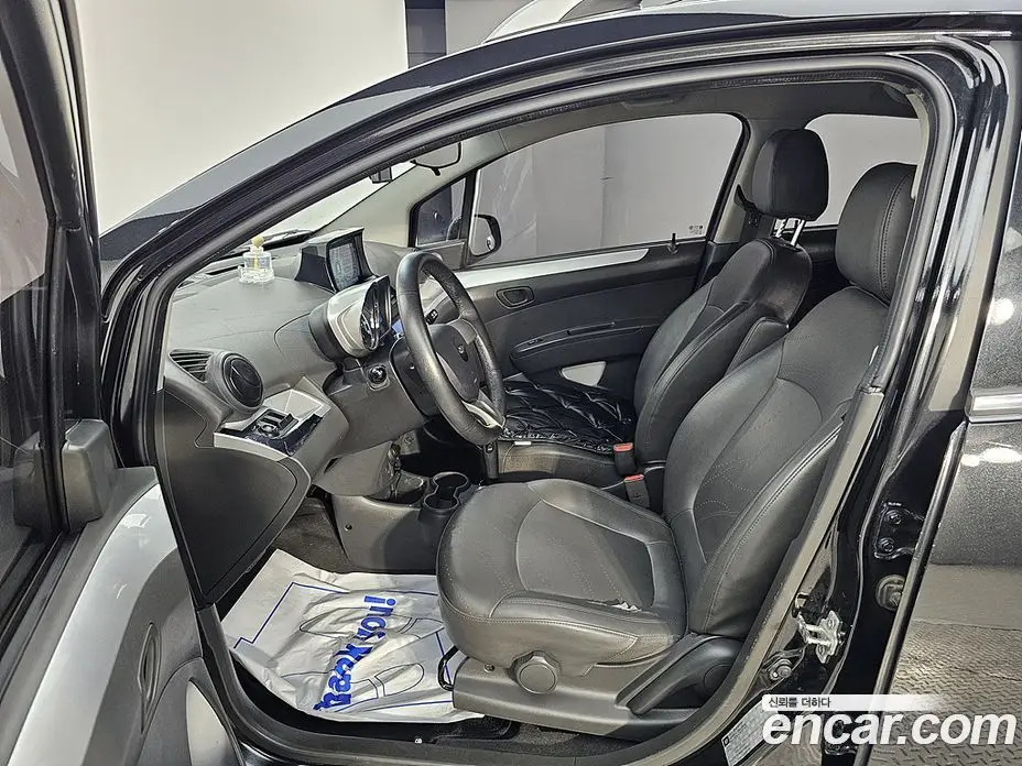 Chevrolet Spark 2014 1.0 автомат (гидро), фото 8