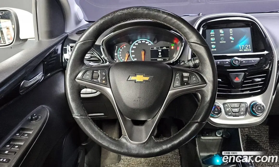 Chevrolet Spark 2016 1.0 автомат (гидро), фото 19