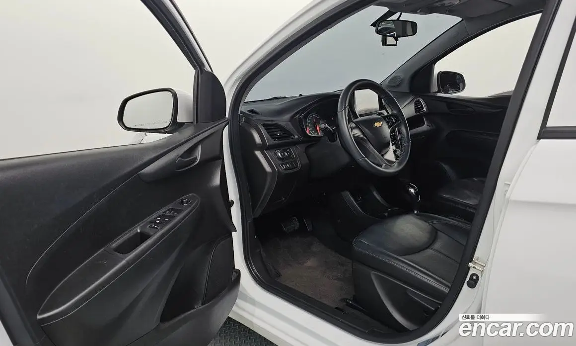 Chevrolet Spark 2016 1.0 автомат (гидро), фото 13 Chevrolet Spark 2016 1.0 автомат (гидро), фото 13