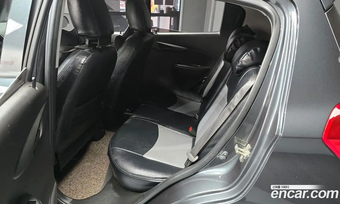 Chevrolet Spark 2017 1.0 автомат (гидро), фото 18 Chevrolet Spark 2017 1.0 автомат (гидро), фото 18