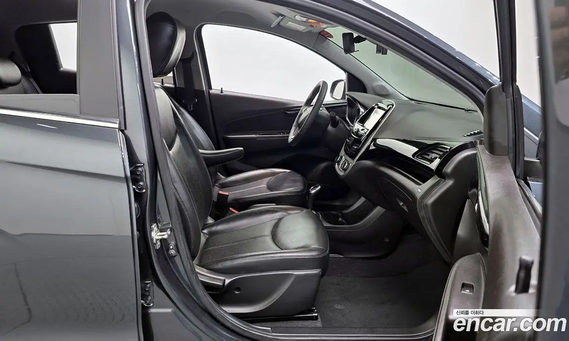 Chevrolet Spark 2018 1.0 автомат (гидро), фото 17 Chevrolet Spark 2018 1.0 автомат (гидро), фото 17