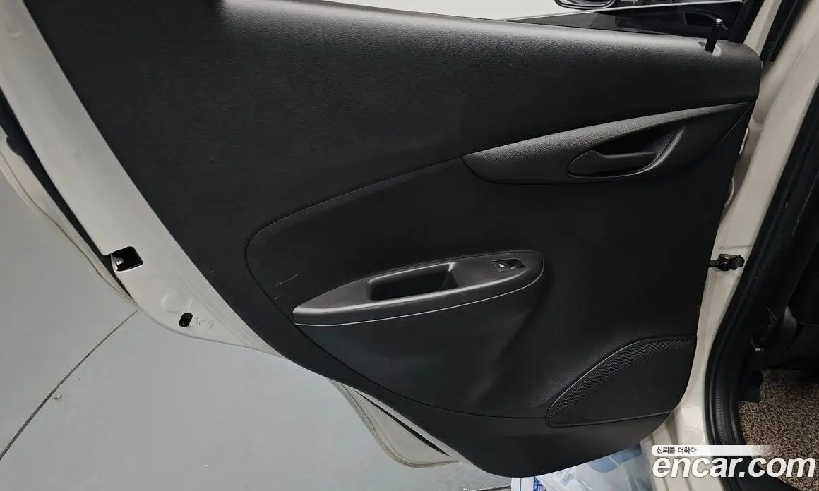 Chevrolet Spark 2019 1.0 автомат (гидро), фото 14