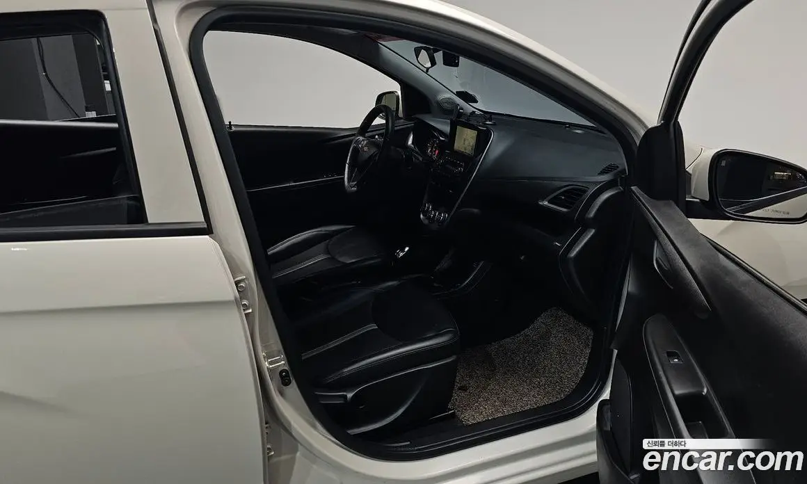 Chevrolet Spark 2019 1.0 автомат (гидро), фото 15