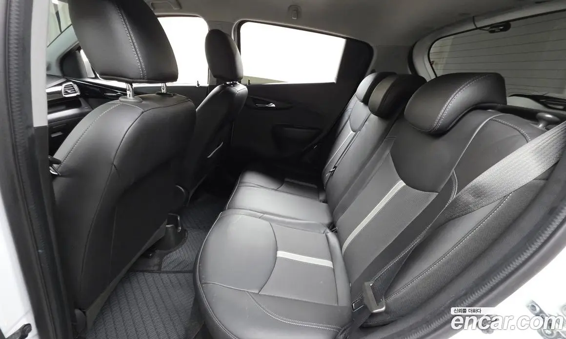 Chevrolet Spark 2022 1.0 автомат (гидро), фото 18