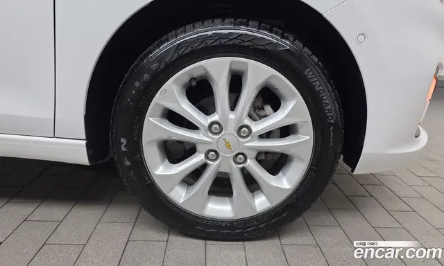 Chevrolet Spark 2022 1.0 автомат (гидро), миниатюра 7
