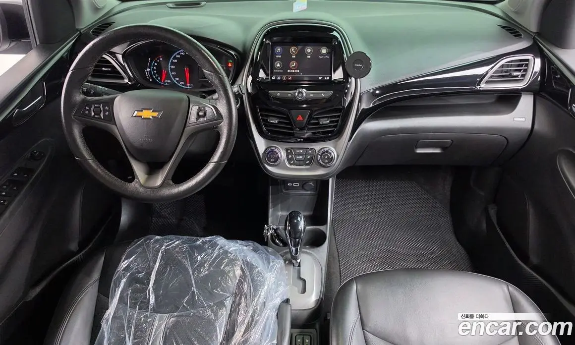 Chevrolet Spark 2022 1.0 автомат (гидро), фото 9