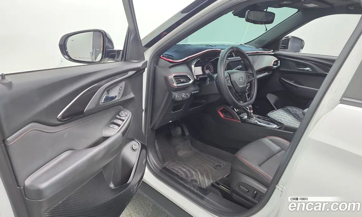 Chevrolet TrailBlazer 2021 1.3 автомат (гидро), фото 10 Chevrolet TrailBlazer 2021 1.3 автомат (гидро), фото 10